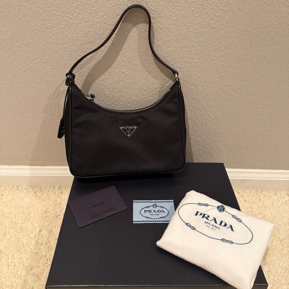 PRADA nylon re-edition 2005 with saffiano leather strap